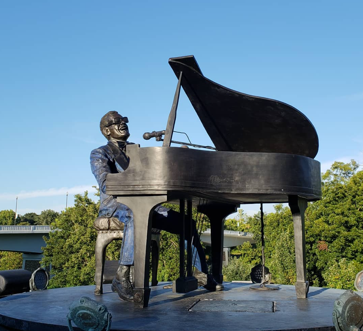Statue of Ray Charles playing piano in Albany, Georgia
